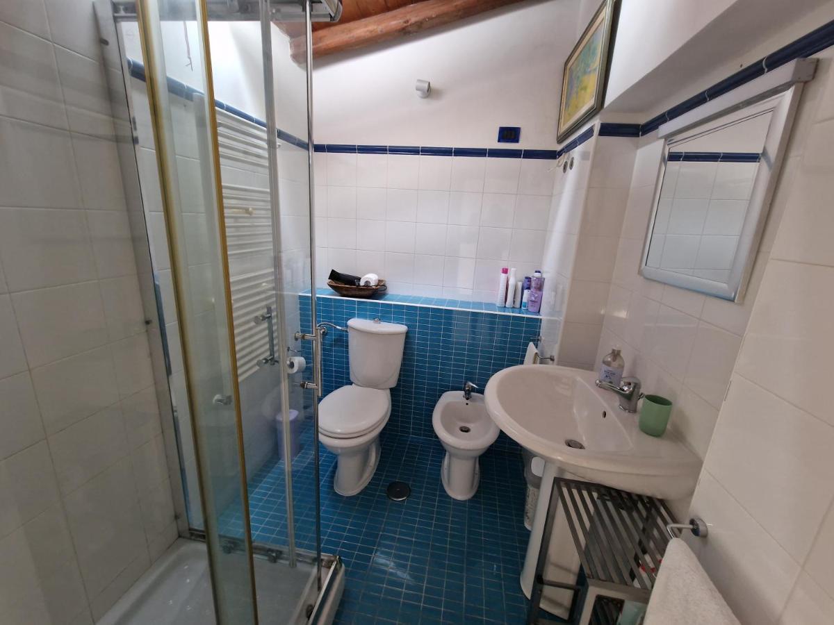 Sea-View Terrace & Bikes Moon Ortigia Holiday Home Сиракузы Экстерьер фото